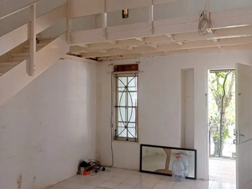 Disewakan Rumah Di Venesia Depan taman budaya Sentul city