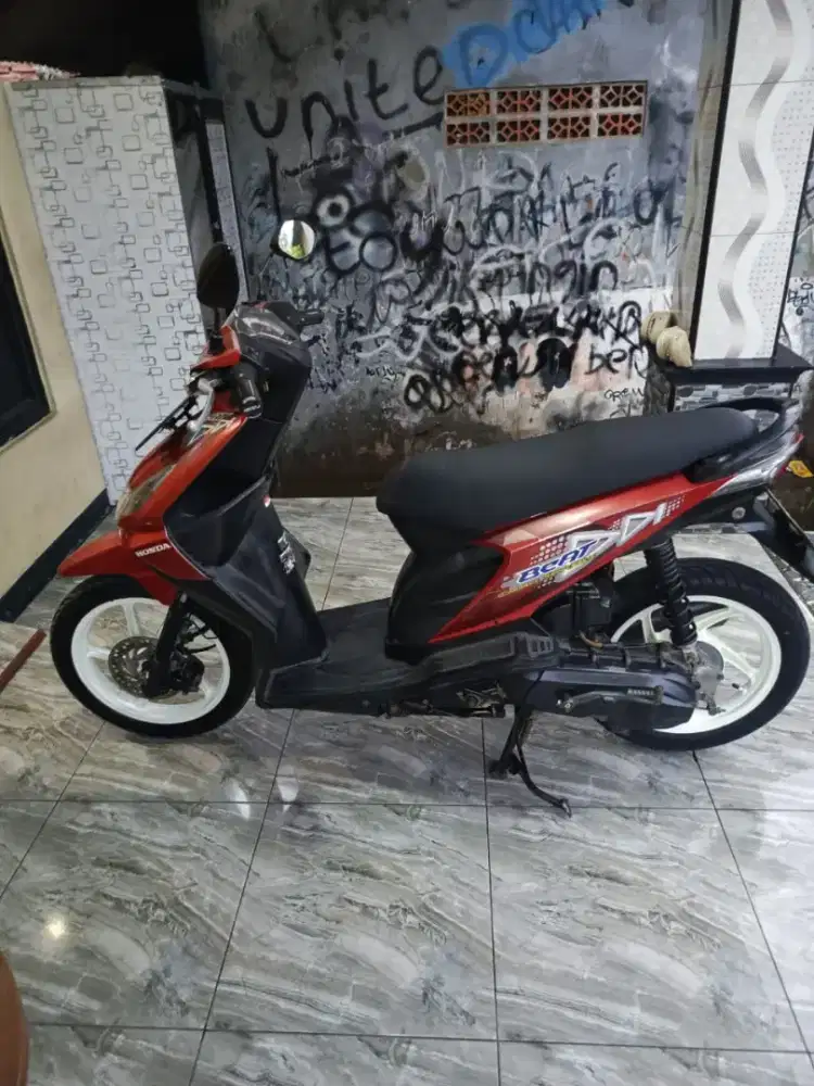 Honda beat carbu