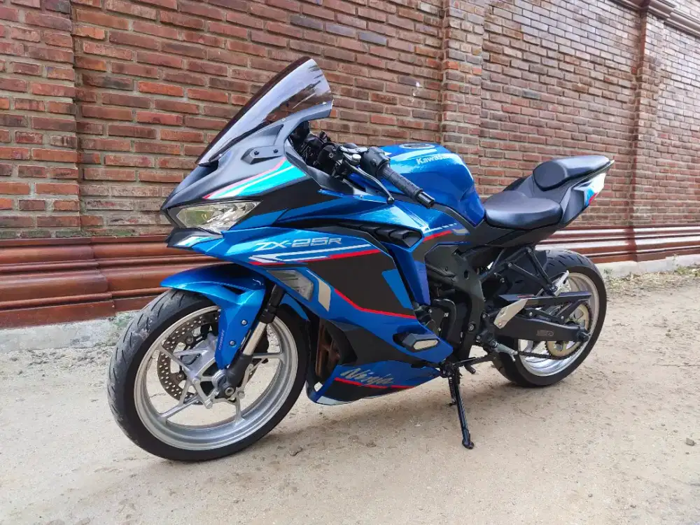 DIJUAL ZX25R ABS SE 2025