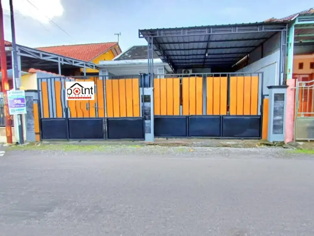 SEWA Rumah Furnish Bagus Dekat Bandara Solo