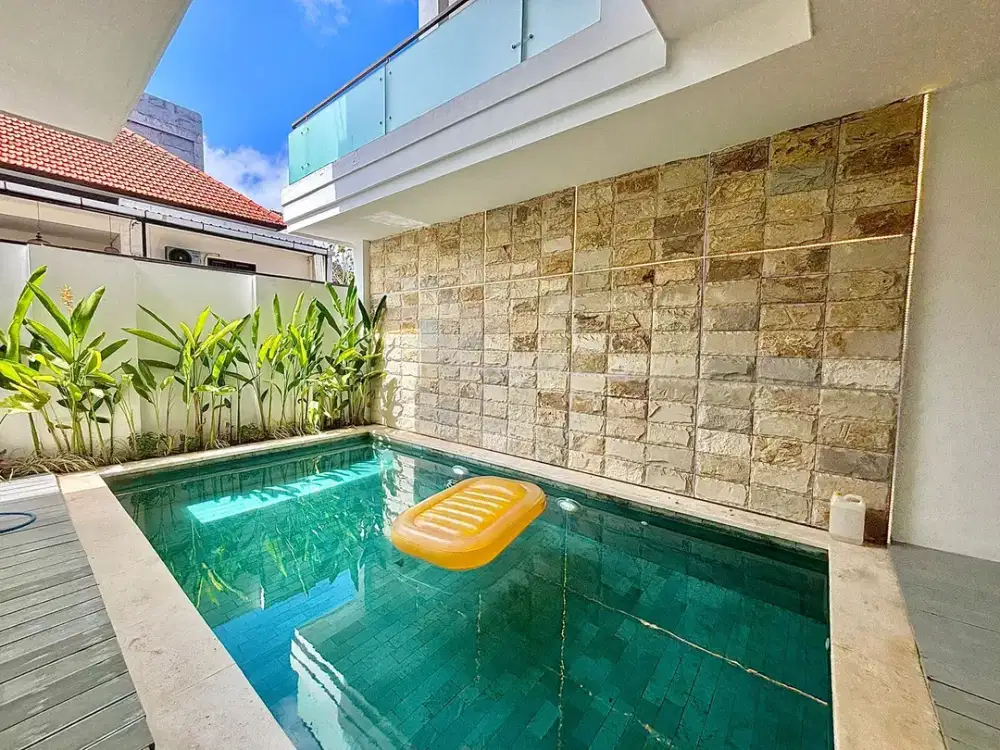Modern 4 Bedrooms Family Villa With Ocean and GWK View Located at Jimb