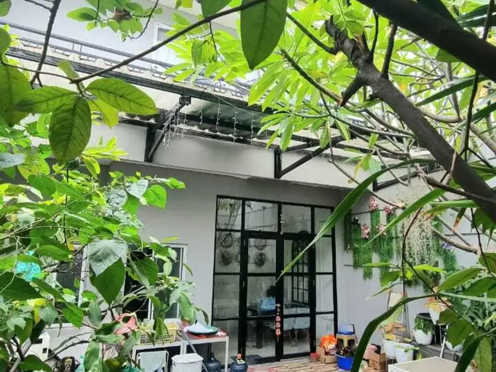 Rumah Furnished sudah renovasi  di Cluster Palm Spring lebar 7 m² JGC