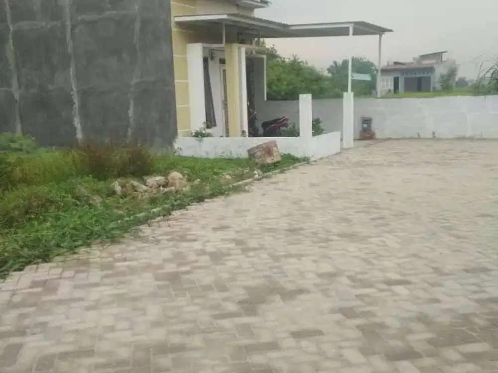 rumah terbaik untuk hunian keluarga terbaik ditembung pasar 8