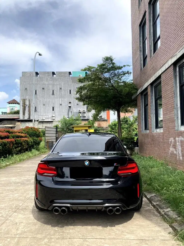 BMW M2C bonus Akrapovic 150jt like new condition direct owner