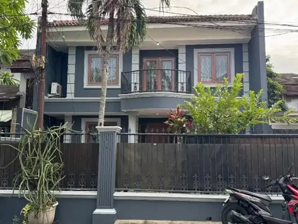 Di Sewakan Rumah Mewah 2 Lantai di Cilandak, Jakarta Selatan