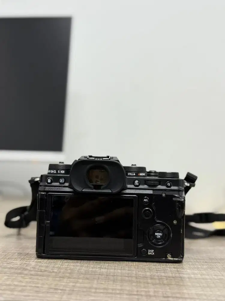 Fujifilm fuji X-T4 Body Only XT4 BO Camera mirrorless