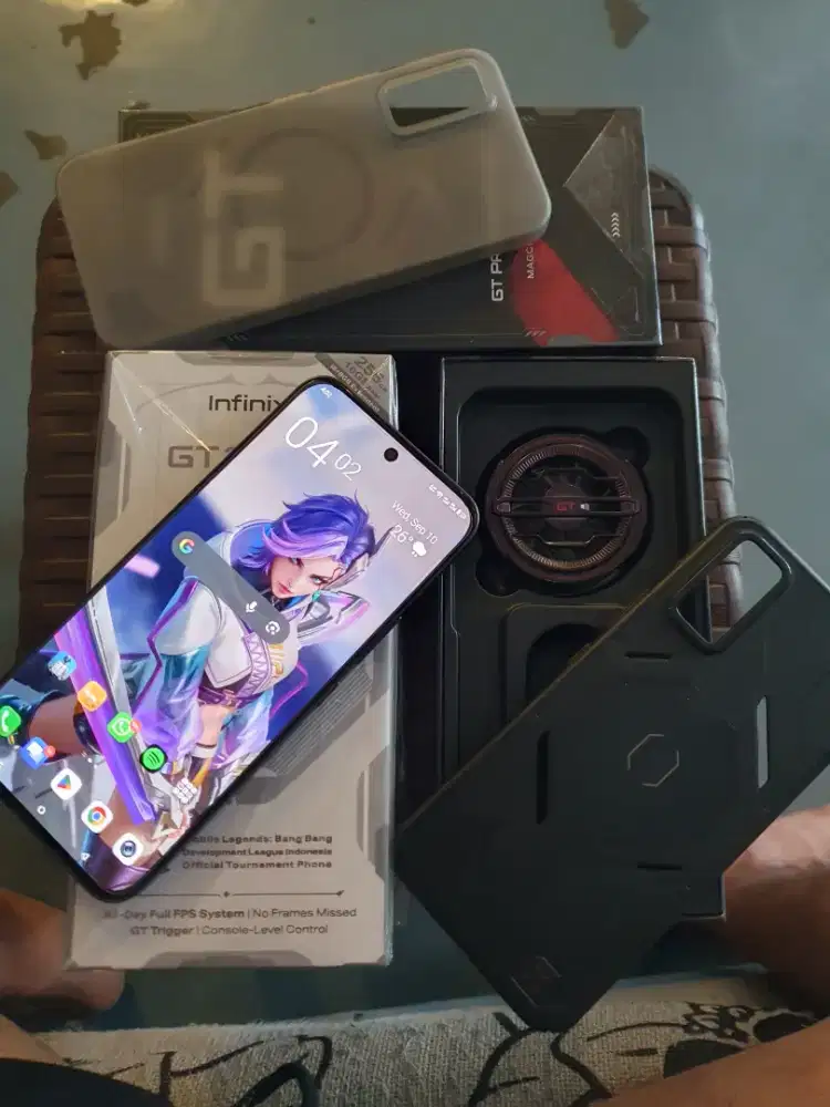 Infinix gt 30 pro + gaming kit