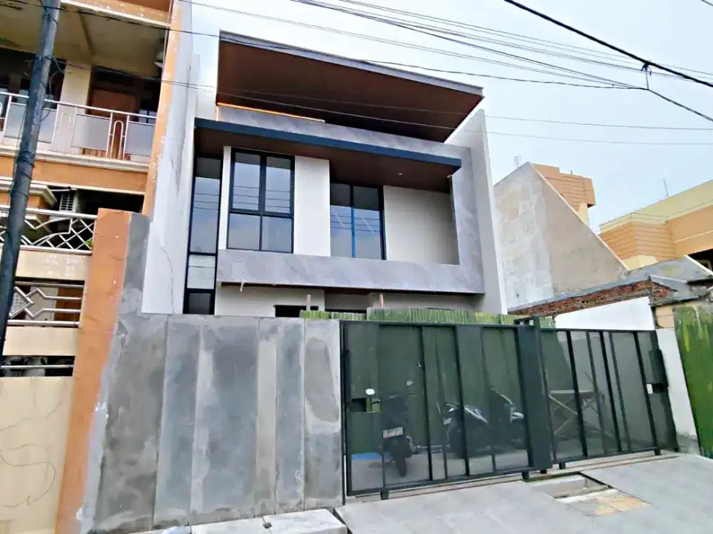 MANYAR KERTOARJO NEW MINIMALIS MODERN