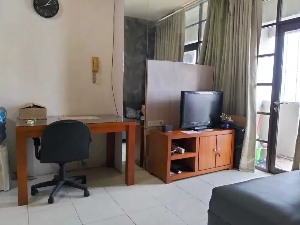 Disewakan cepat Apartemen Salemba Residen Jkt Pusat 2 BR Rp.49 JT/thn
