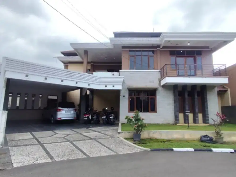 Rumah Elite 2 Lantai Komplek Bumi Panyawangan Cileunyi Bandung