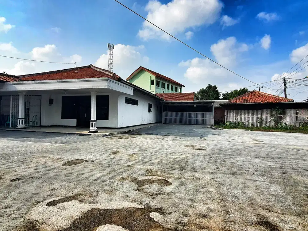 Rumah Strategis Tepi Jalan Raya Pasar Babelan Bekasi Jawa Barat