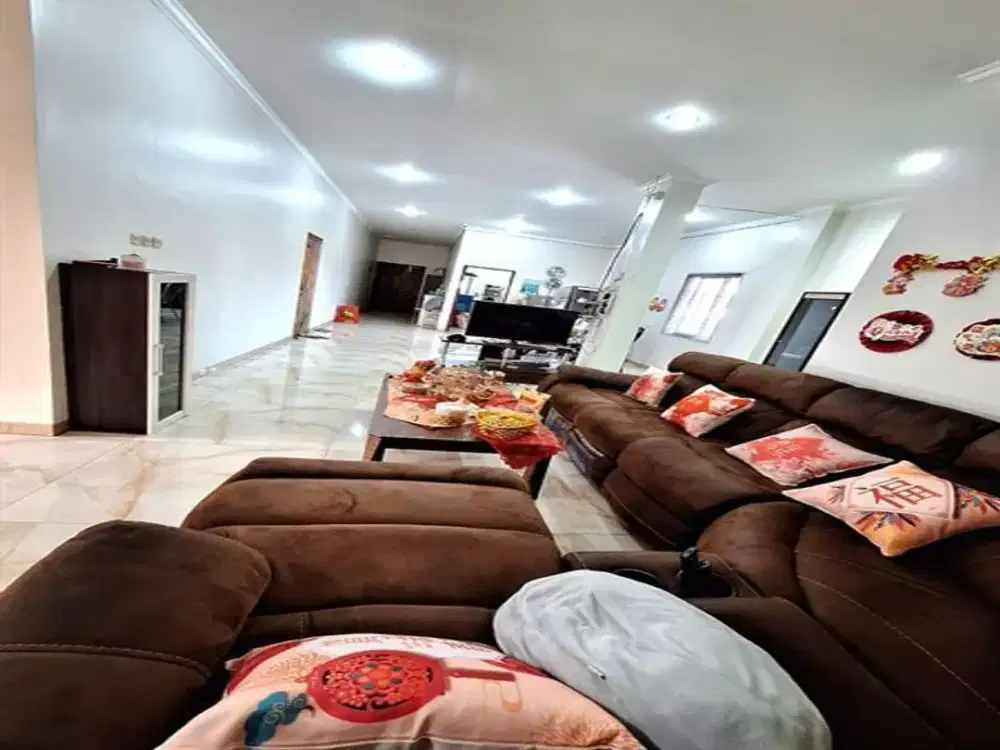 Lokasi Strategis, Dijual Rumah Asem Raya Duri Kepa 700m2