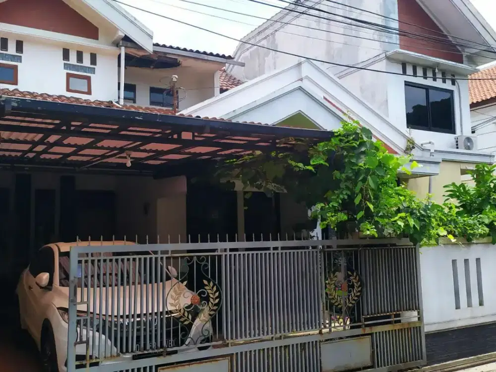 RUMAH Asri Nyaman murah di Sayap Batununggal kota Bandung