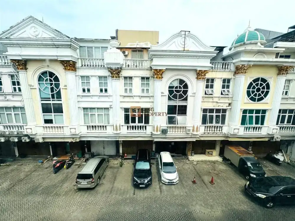 Minimalis Classic, Dijual Ruko Crown Palace Lokasi Strategis 238m2
