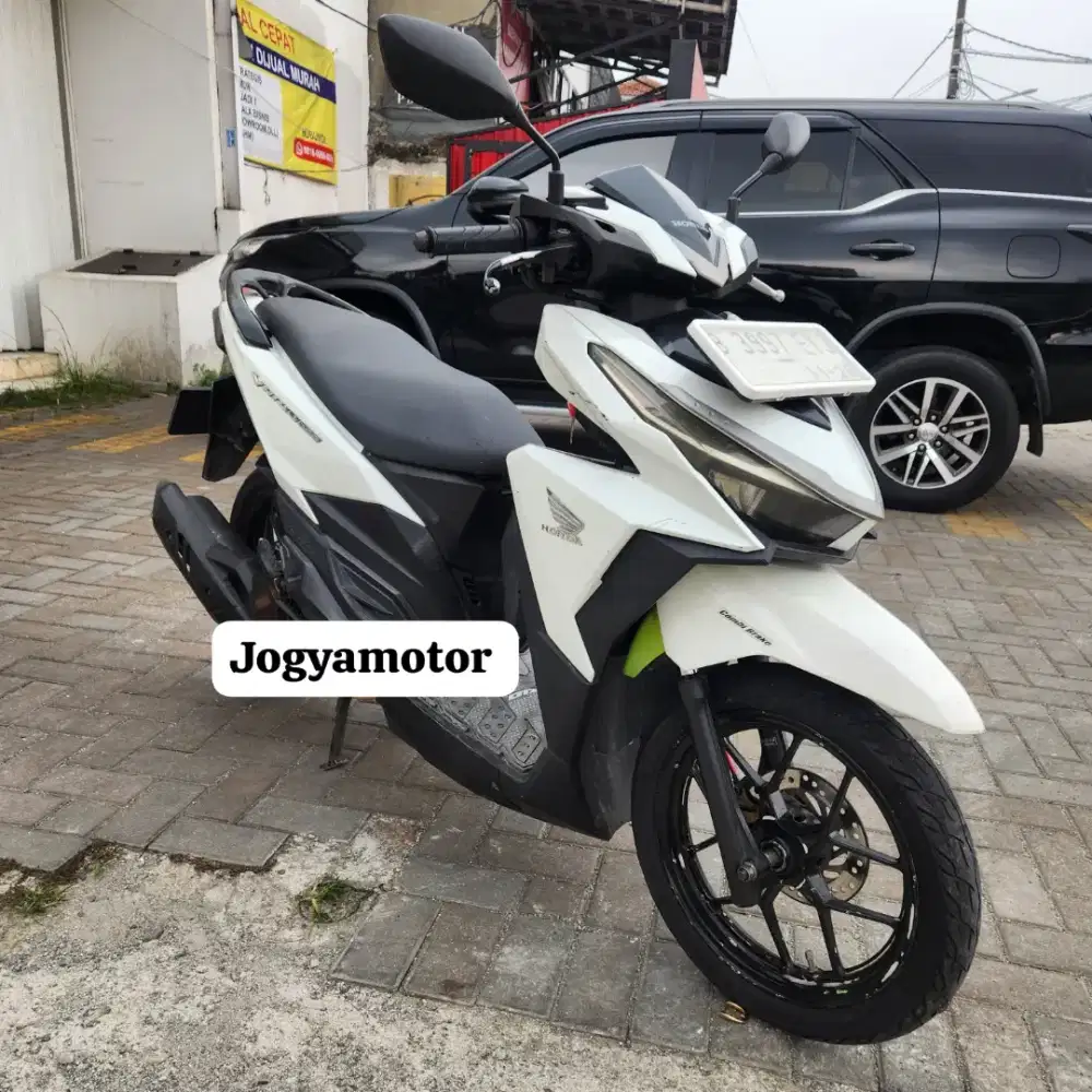 Honda Vario 150 cc tahun 2017 cash credit