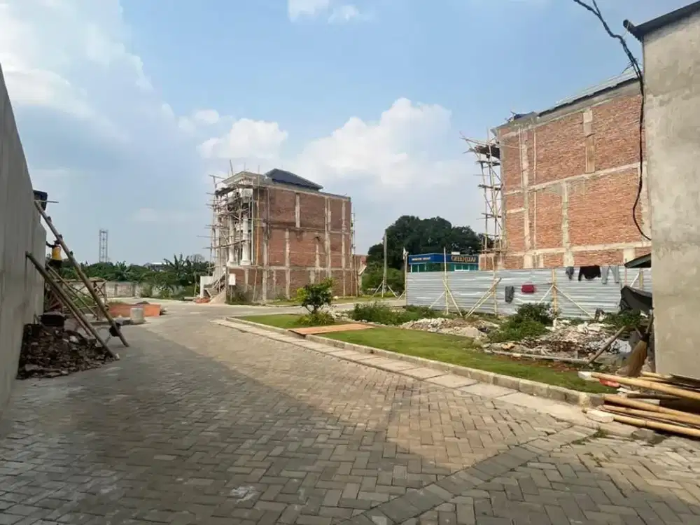 Jual Tanah Kavling Strategis di Jalan Raya Jagakarsa Murah
