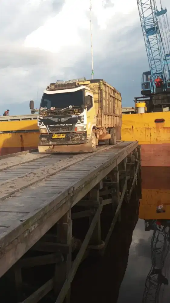 Dijual BU. Truk Canter 2012