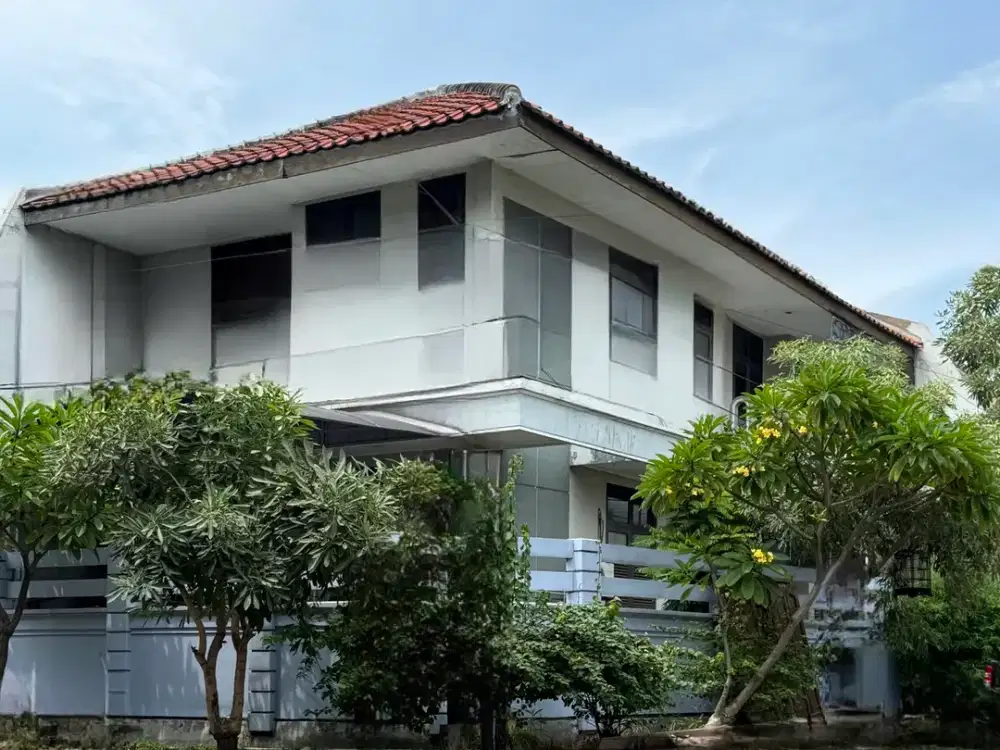 Rumah 2 lantai Murah tengah kota dekat gerbang tol satelit