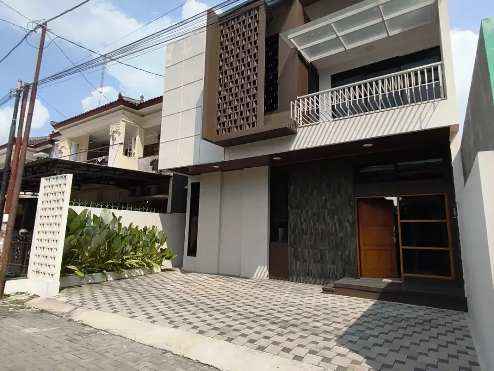 Turun Harga! Rumah 2 Lantai Dekat Al-Azhar, Bonus Furnished