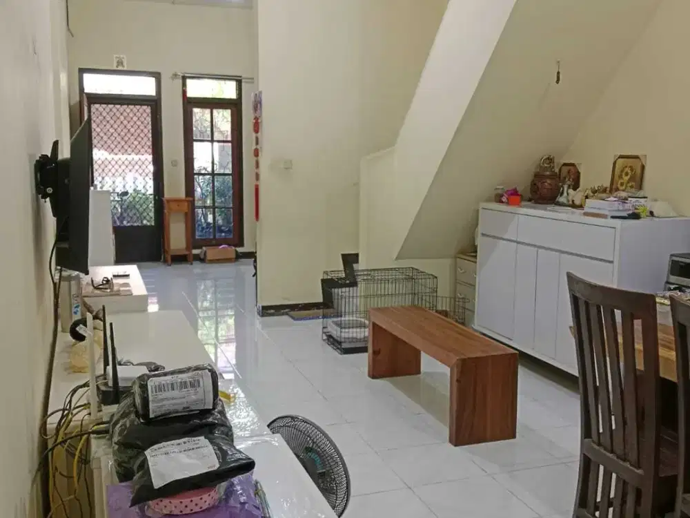 Rumah 2 lantai Taman Alfa Indah Dijual Murah