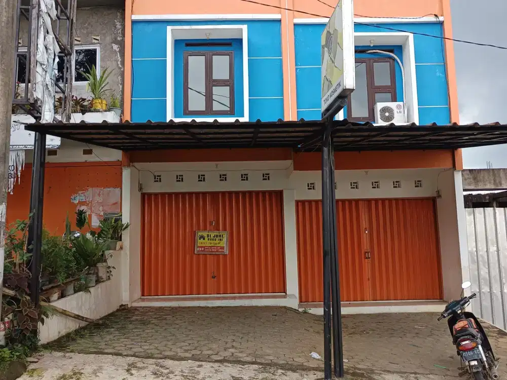 Ruko strategis dekat gerbang perumahan