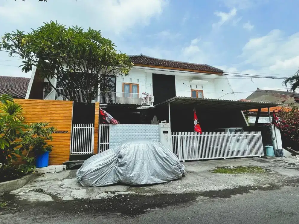 RUMAH TROPICAL MINIMALIS MURAH DI KERTOMENANGGAL