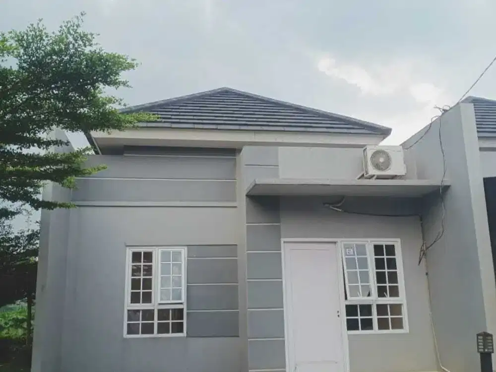 RUMAH SIAPHUNI BONUS 1 UNIT MOTOR LOKASI STRATEGIS NEMPEL BSD