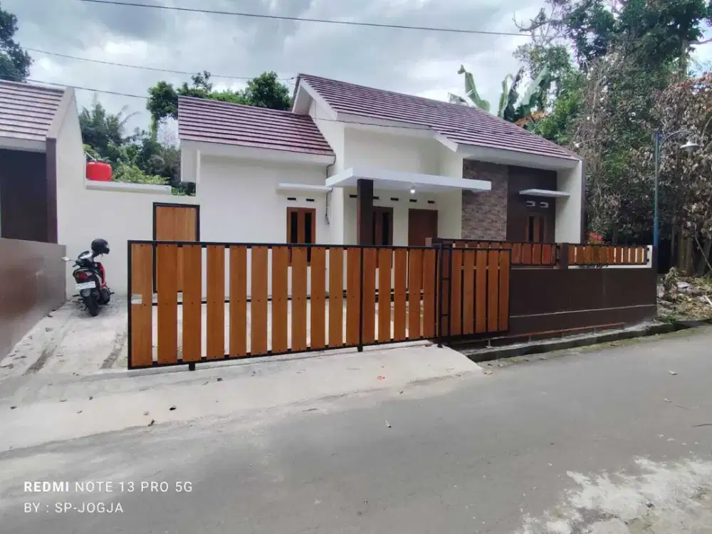Rumah Baru Siap Huni Lingkungan Sejuk dan Asri barat Pasar Cebongan