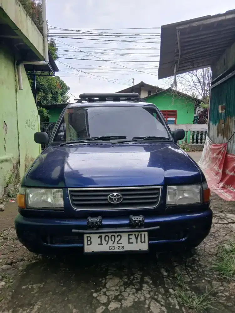 Toyota Kijang LGX 1.8 MT Bensin Tahun 2000