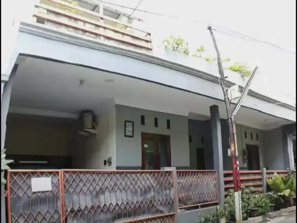 RUMAH MEGAH DI GALAXY