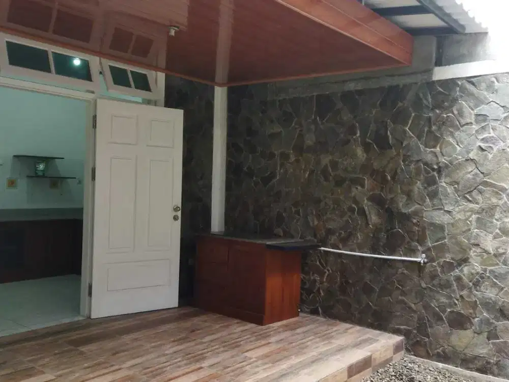 Rumah Legenda Wisata Cibubur Termurah
