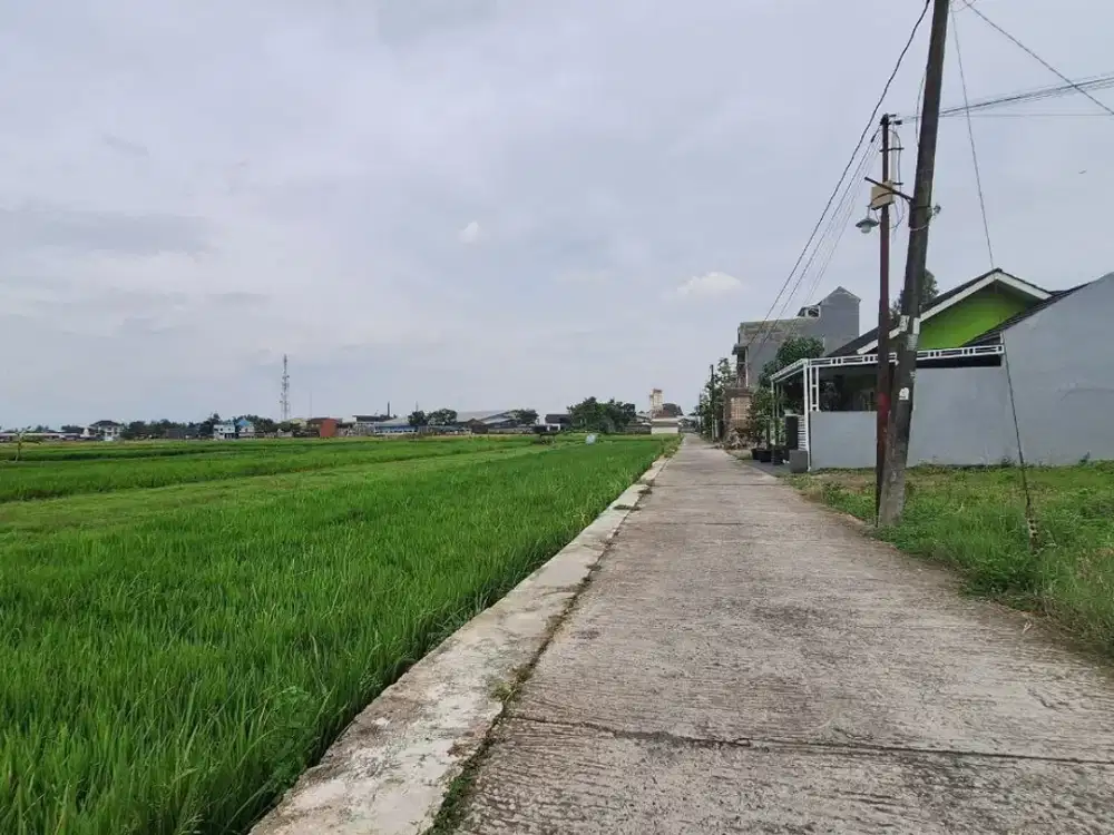 Rumah Modern Minimalis Tropis lokasi dekat PKU Gamping