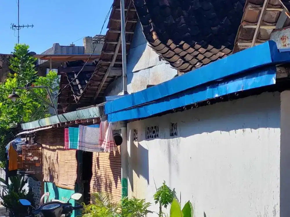 Rumah kampung akses speda motor