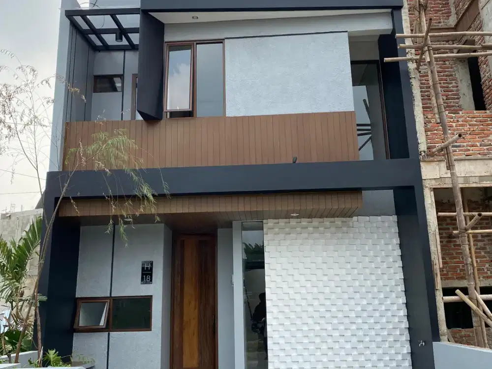 Rumah 2 lantai siap huni lokasi strategis nyaman dan damai