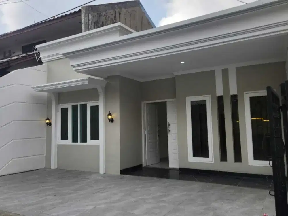 Jual rumah di Tebet Barat Jakarta Selatan