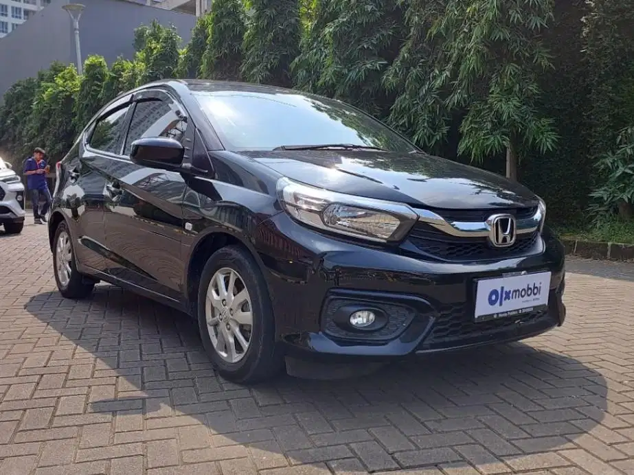 DP MURAH Honda Brio Satya 1.2 E Bensin-MT 2021 Hitam CFFQB