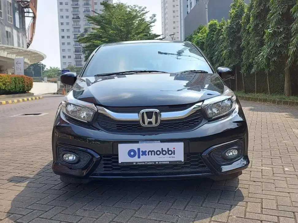 DP MURAH Honda Brio Satya 1.2 E Bensin-MT 2021 Hitam CFFQB
