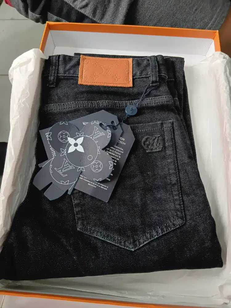 Celana jeans LV mirror