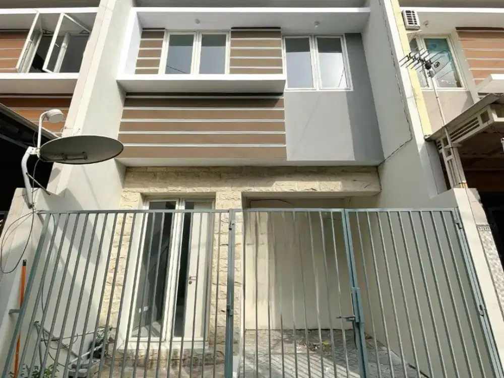 Rumah Regency One Kapas Madya Minimalis • Siap Huni • Carport