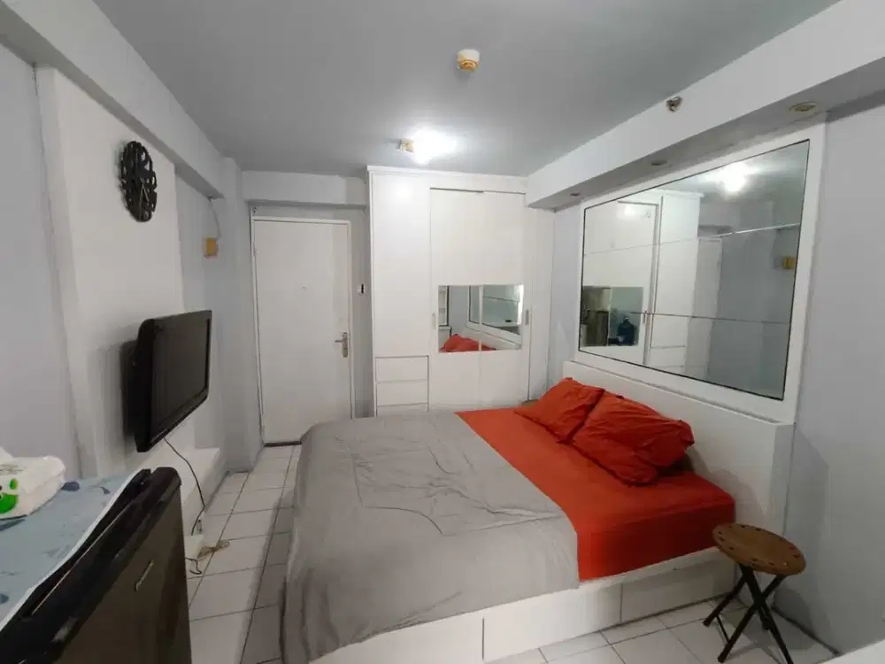 Apartemen studio kalibata city tower flamboyan SHM