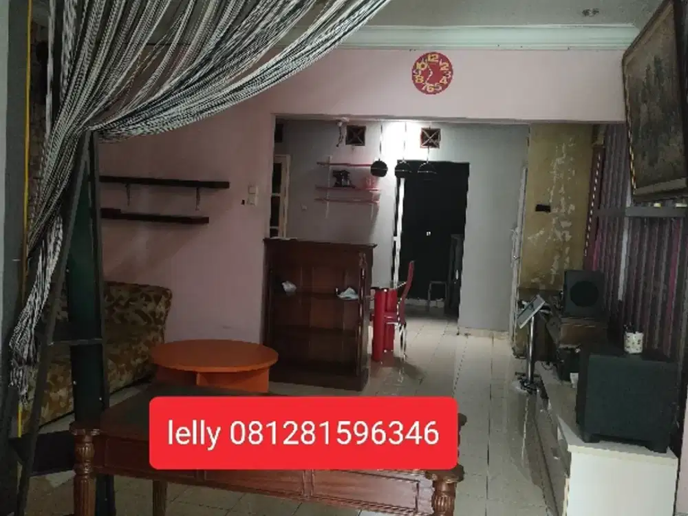 Dijual Rumah lt144 Bertingkat di Kota Wisata
