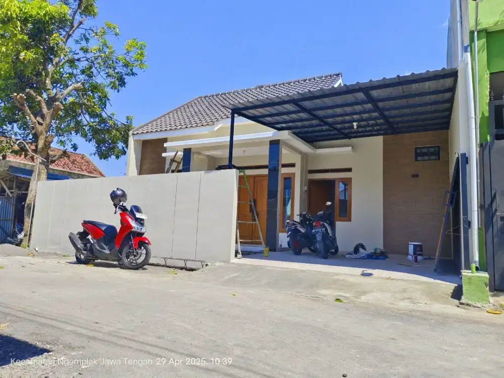 Rumah baru modern SHM 106 m2 di Gagaksipat
