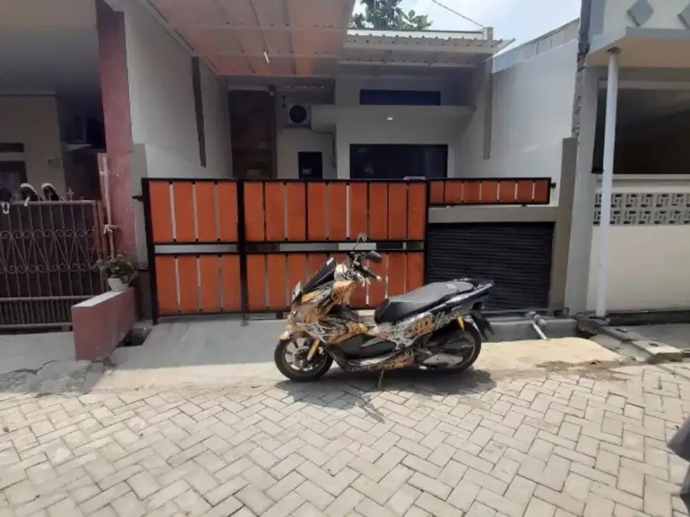 Rumah di sepatan akses kudah dekat jalan raya
