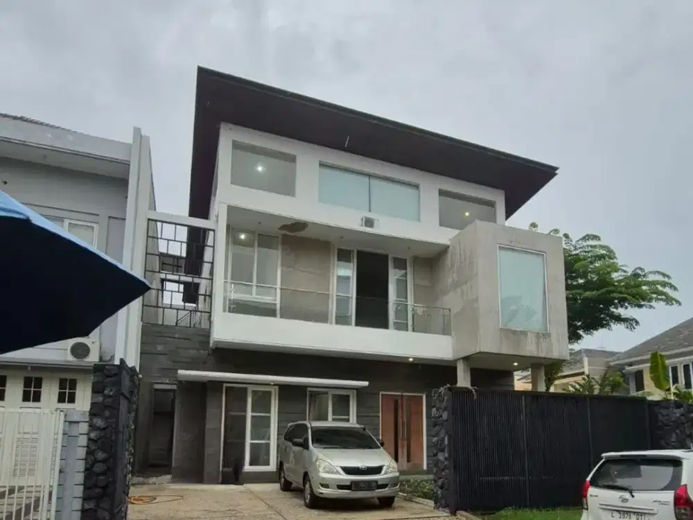 rumah 2 lantai pakuwon city murah siap huni
