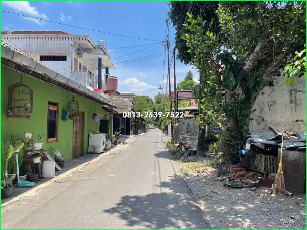 Tanah 3 Jtan di Gentan Jalan Lebar, LD 21 m