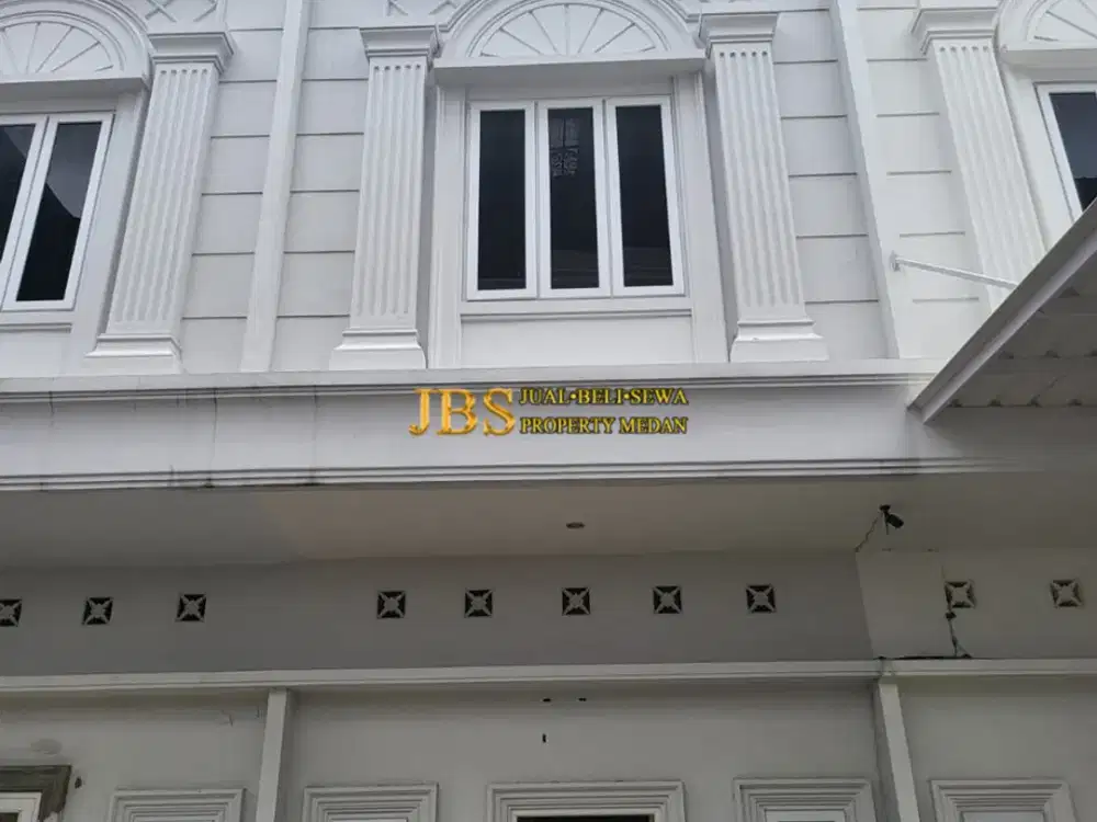 Villa 3 Tingkat Dijual di Komplek Grand Ayahanda Medan Jalan Sendok