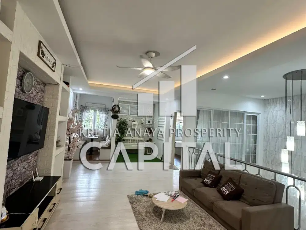 Rumah Cute 2 Lantai Bagaikan Cafe Bikin Kamu Betah di Bumi Asri