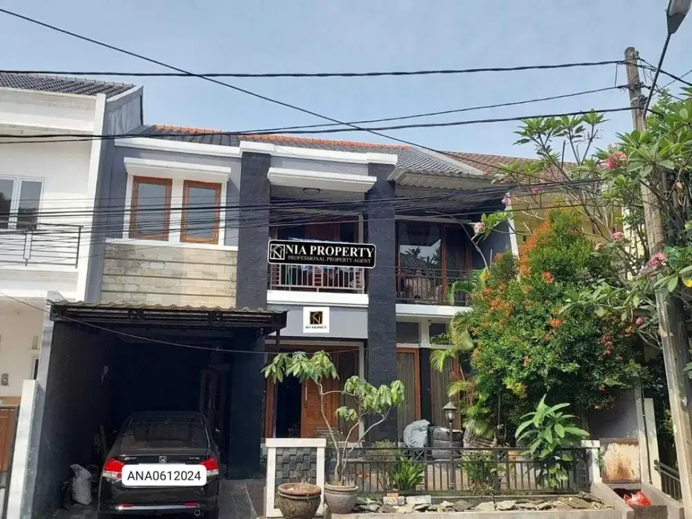 Rumah 2 Lantai Siap Huni di Taman Laguna Cibubur