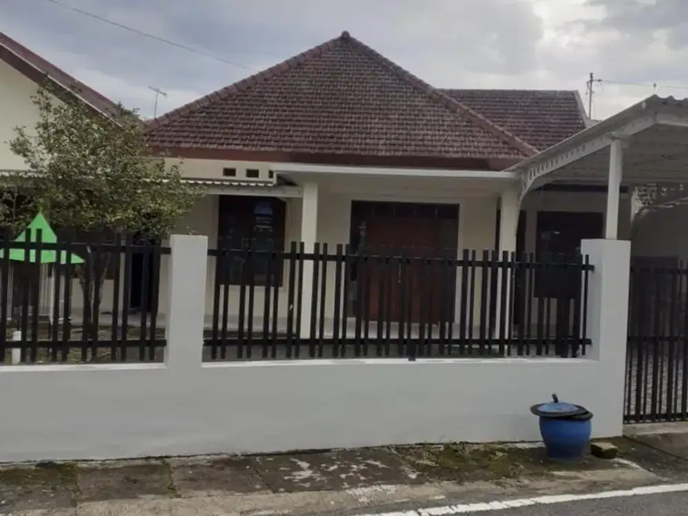 Dijual Cepat Rumah Bagus Terawat dekat Jl Ijen Klojen Kota Malang