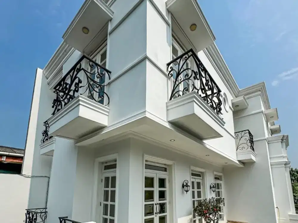 Dijual cepat Rumah mewah american classic di Ampera Jakarta Selatan